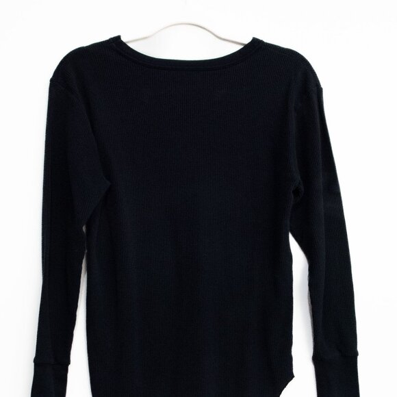 Black Long-Sleeve Thermal Knit Crewneck Pullover - Picture 8 of 8